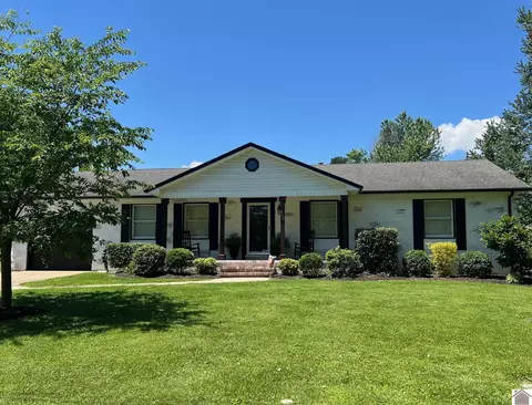 802 S 17th St, Murray, KY 42071