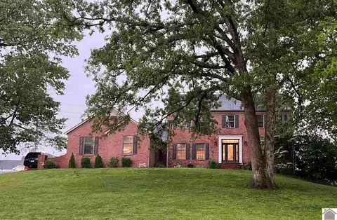 3445 Chur Dr, Madisonville, KY 42431