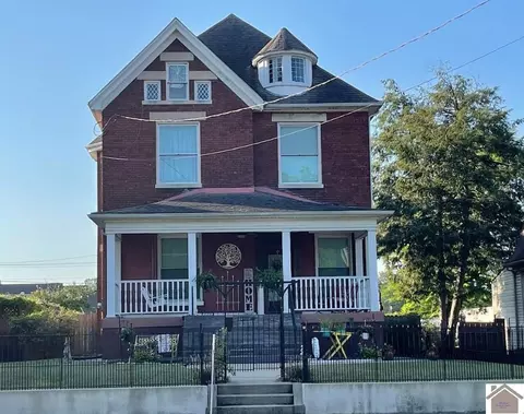 1722 Jefferson St, Paducah, KY 42001