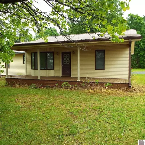 60 Union Rdg, Benton, KY 42025