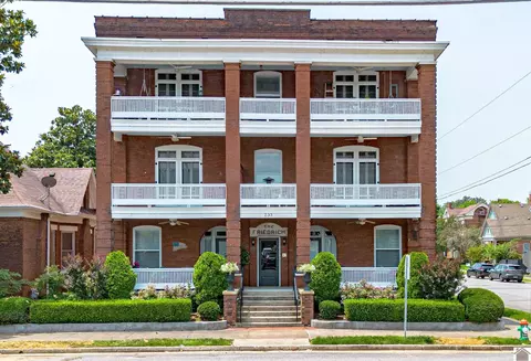 233 N 6th, Paducah, KY 42001