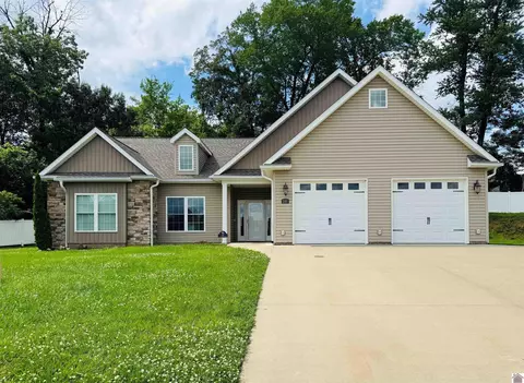 181 Hunters Ridge Dr, Paducah, KY 42001
