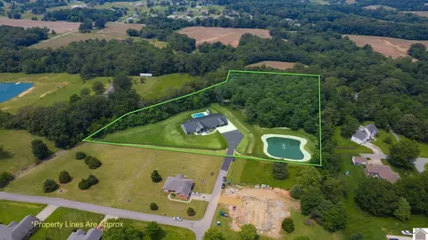 1 Logan Trl, Murray, KY 42071 photo 2