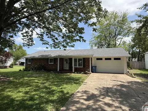 803 Guthrie, Murray, KY 42071