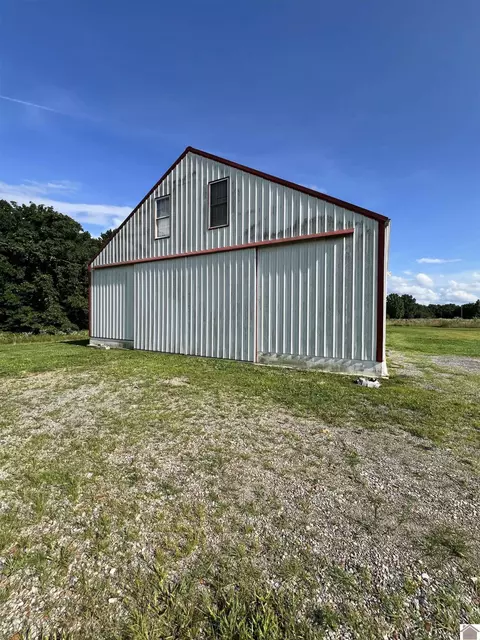 100 Mcguire, Symsonia, KY 42082
