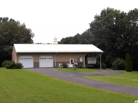 907 State Route 819, Kuttawa, KY 42055