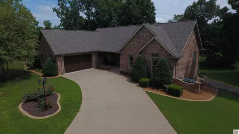 5690 Kentucky Dam Rd, Paducah, KY 42003