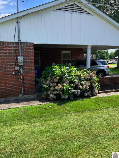 802 N 20th, Murray, KY 42071 photo 21