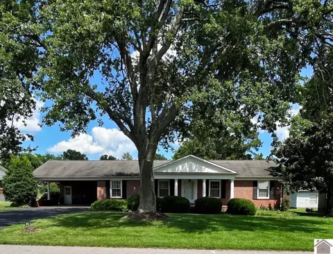802 N 20th, Murray, KY 42071 photo 2