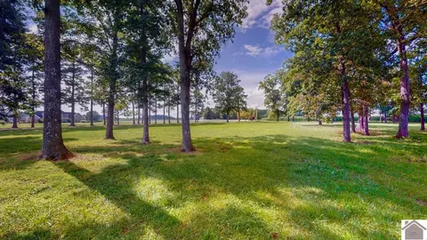 4214 Byars Rd, Hazel, KY 42049 photo 2