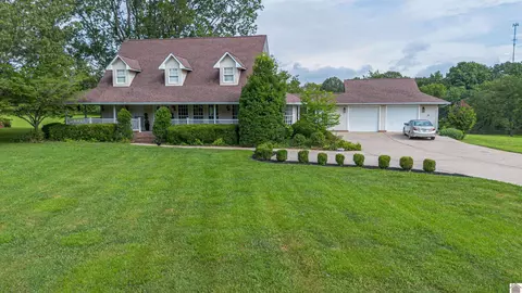 68 Karen St, Benton, KY 42025