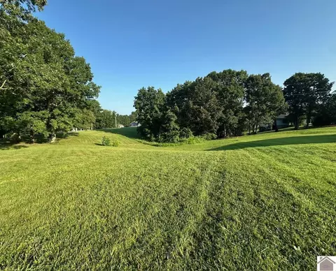 000 Lesley Ln, Eddyville, KY 42038