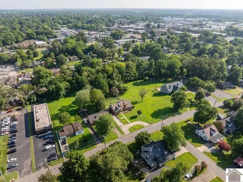 710 Vine St, Murray, KY 42071 photo 38