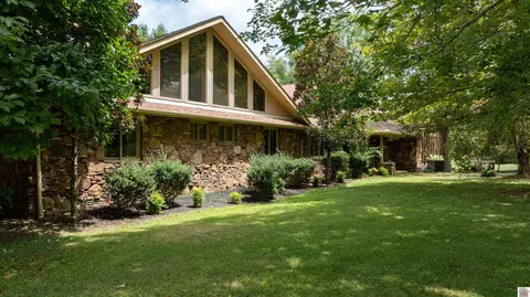 2540 Mayfield Metropolis Rd, Paducah, KY 42001