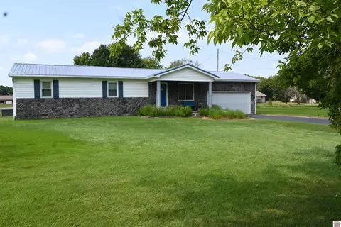 853 Vicksburg Estates Rd, Benton, KY 42025
