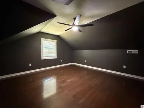 307 3rd St, Hazel, KY 42049 photo 33