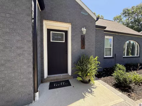 307 3rd St, Hazel, KY 42049 photo 3