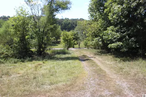 1060 Hwy 1668, Marion, KY