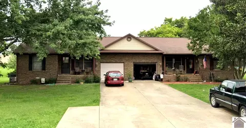 109 Miller Dr, Paducah, KY 42003
