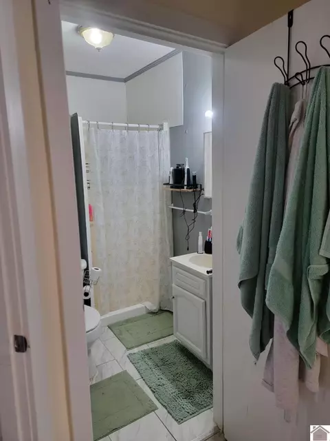 301 E St, Benton, KY 42025 photo 18