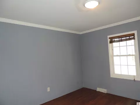 105 E Farthing St, Mayfield, KY 42066 photo 10