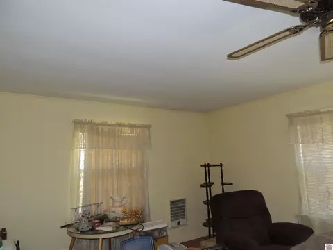 712 E Walnut St, Mayfield, KY 42066 photo 2