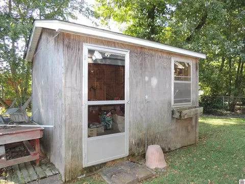 712 E Walnut St, Mayfield, KY 42066 photo 7