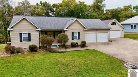 82 Riverwood, Kuttawa, KY 42055