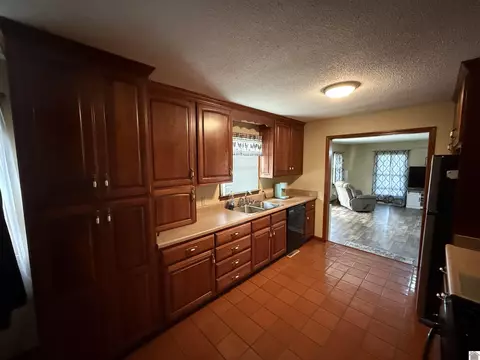 8 Whispering Oaks Loop, Mayfield, KY 42066 photo 21
