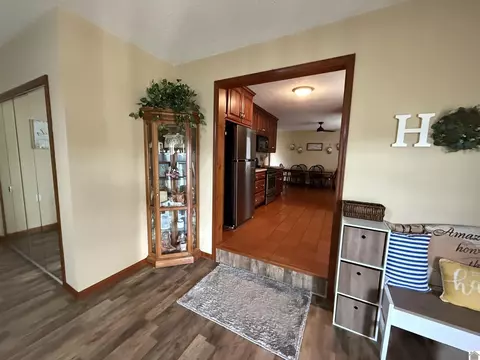 8 Whispering Oaks Loop, Mayfield, KY 42066 photo 17