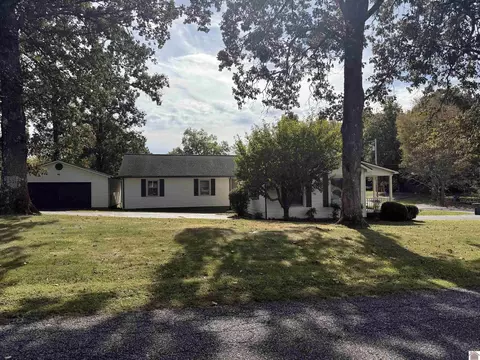 8 Whispering Oaks Loop, Mayfield, KY 42066 photo 2