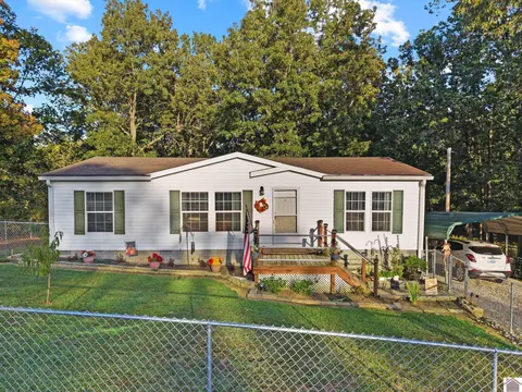 708 Tinker Ln, Grand Rivers, KY 42045