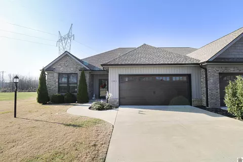 101 Twinson Ct, Paducah, KY 42001