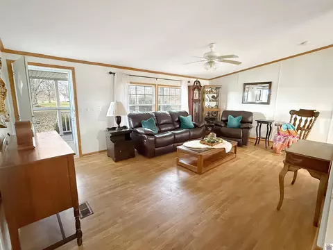 3009 Sid Darnall Rd, Benton, KY 42025 photo 4