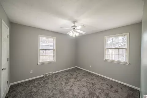 442 Whispering Oaks Loop, Mayfield, KY 42066 photo 15