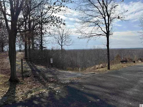 00 Chickasaw Bluff Rd, Benton, KY 42025