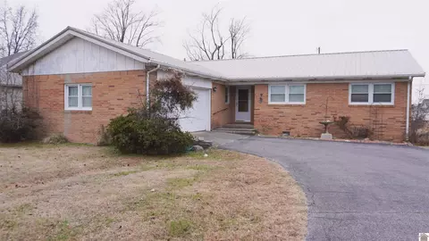 13 Kenwood Dr, La Center, KY 42056