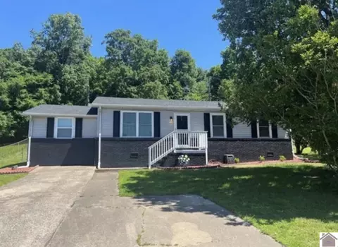2091 Curling Dr, Madisonville, KY 42431