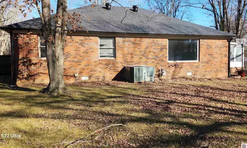 712 E St, Benton, KY 42025 photo 6
