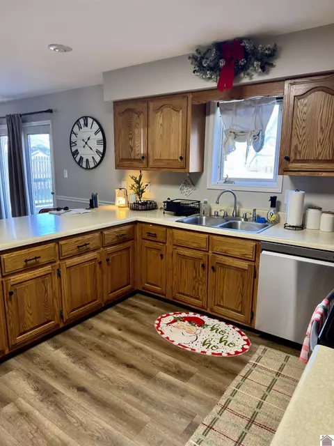 121 E 23rd St, Benton, KY 42025 photo 11