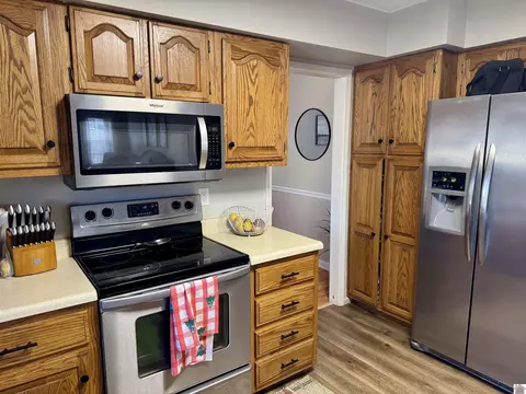 121 E 23rd St, Benton, KY 42025 photo 10