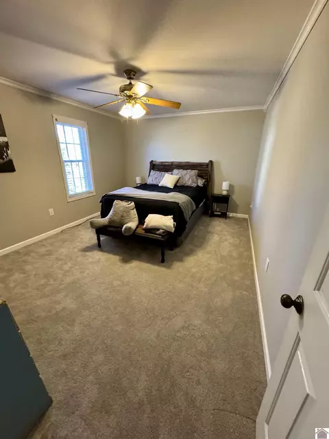 121 E 23rd St, Benton, KY 42025 photo 16
