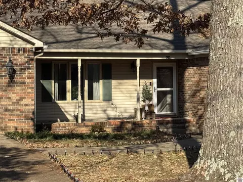 121 E 23rd St, Benton, KY 42025 photo 2
