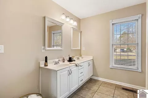 603 Nancy Dr, Murray, KY 42071 photo 25