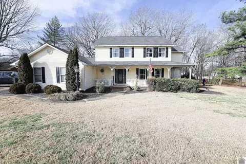 735 Christa Dr, Paducah, KY 42003