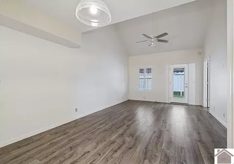 4869 Chelanie Cir, Murfreesboro, TN 37129 photo 6
