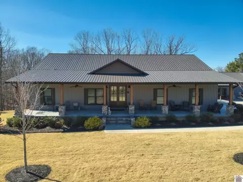 720 Valhalla Ln, Benton, KY 42025
