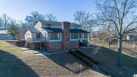 302 Williams Ln, Gilbertsville, KY 42044