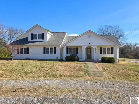 1017 Holland Rd, Benton, KY 42025