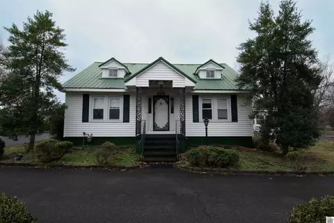 43 2nd Ave, Calvert City, KY 42029